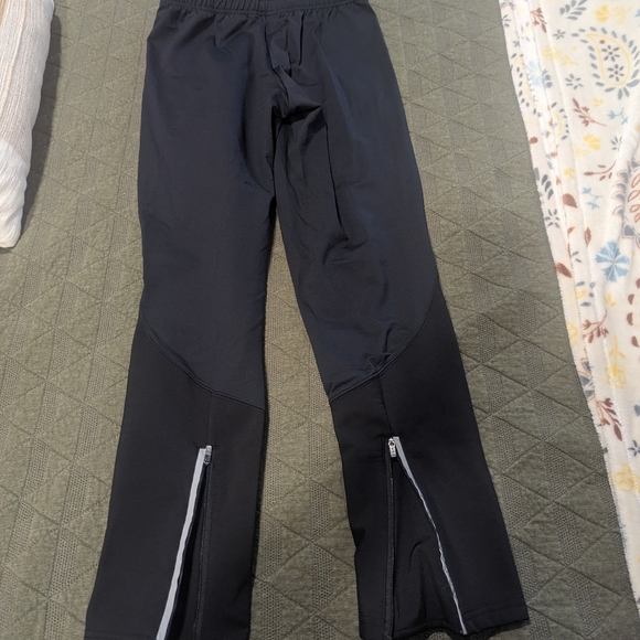 NWT Title Nine Cold Killer 2.0 pants | Black XS Short - Picture 2 of 5